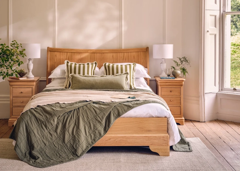 Willis & Gambier Bordeaux Bed Frame